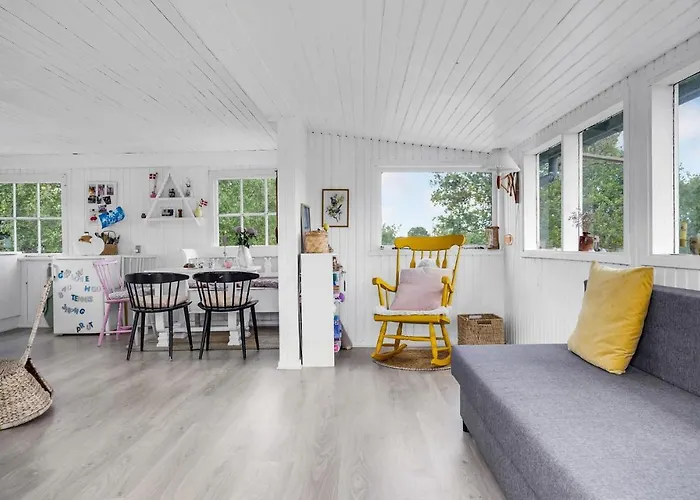 Hébergement de vacances 3 Bedroom Stunning In