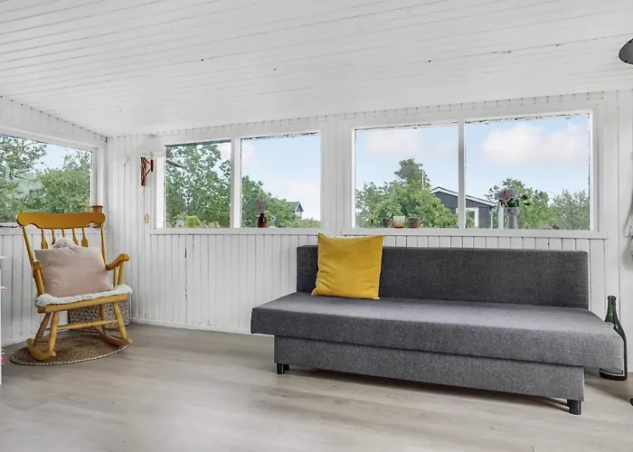 Сasa de vacaciones 3 Bedroom Stunning In Grenå